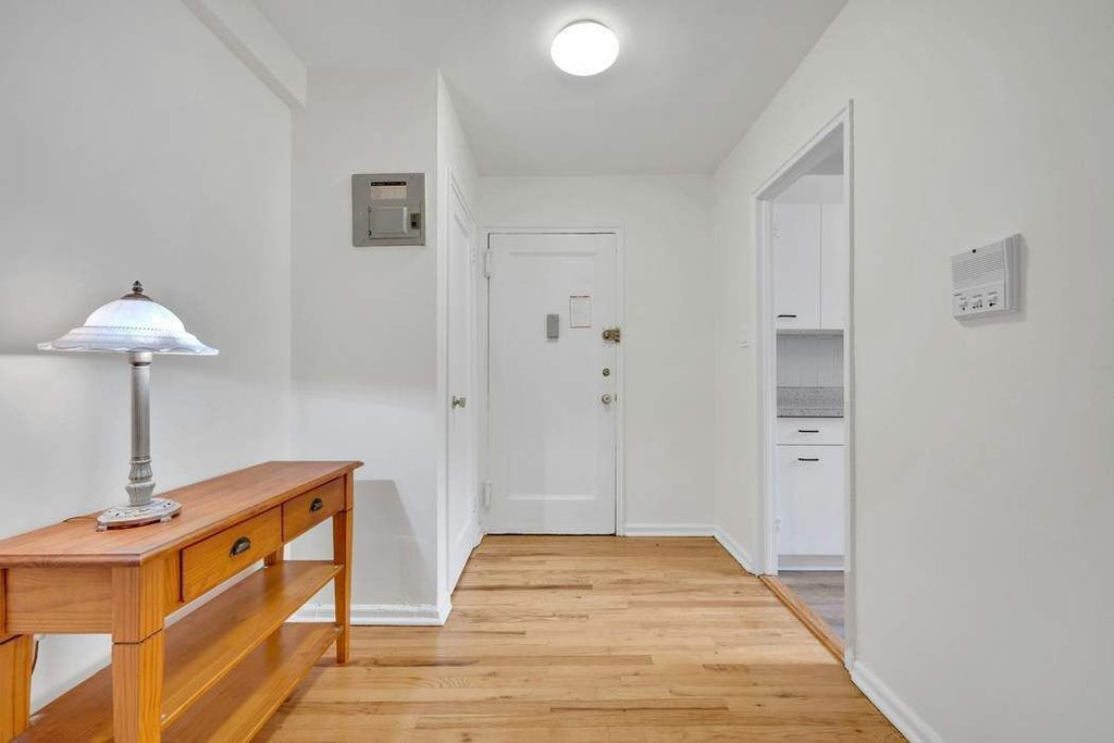 5610 Netherland avenue, Unit 1G photo 6