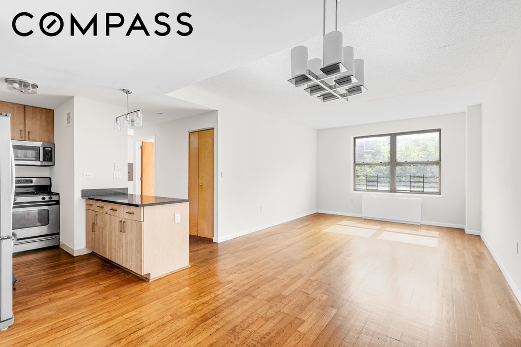 736 West 187th Street, Unit 506 photo 2