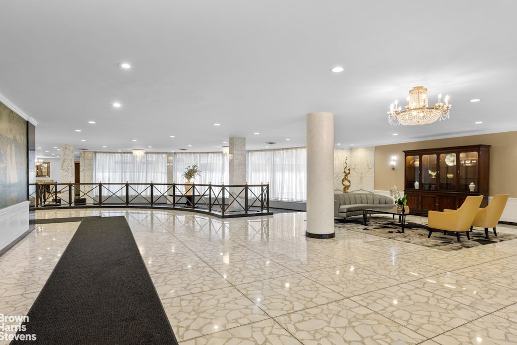 370 East 76th Street, Unit C1001 photo 9