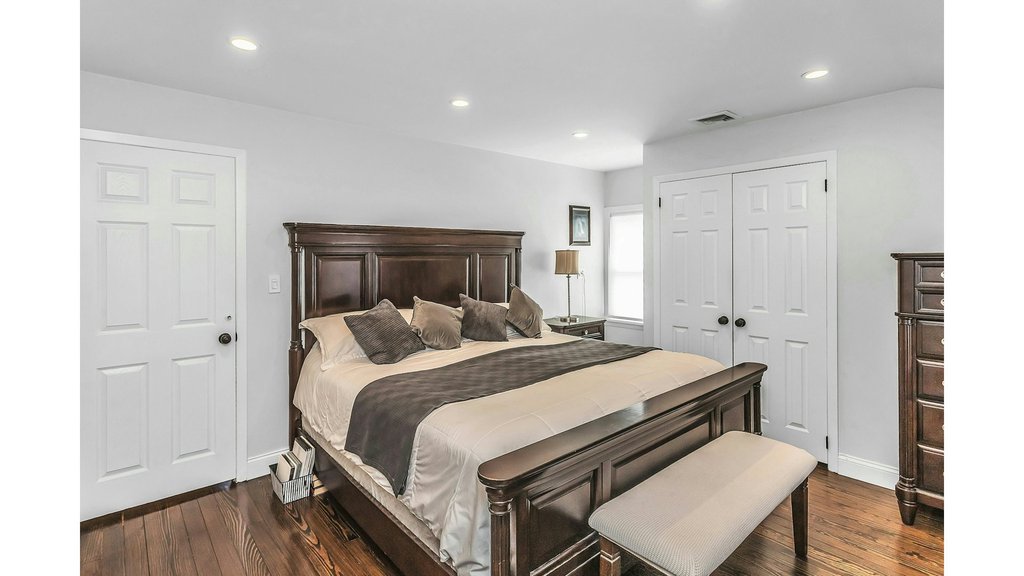 23-37 205th Street – For Sale photo 24