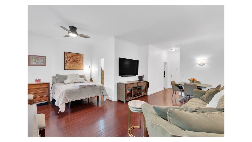 180 West End Avenue, Unit 1N photo 2