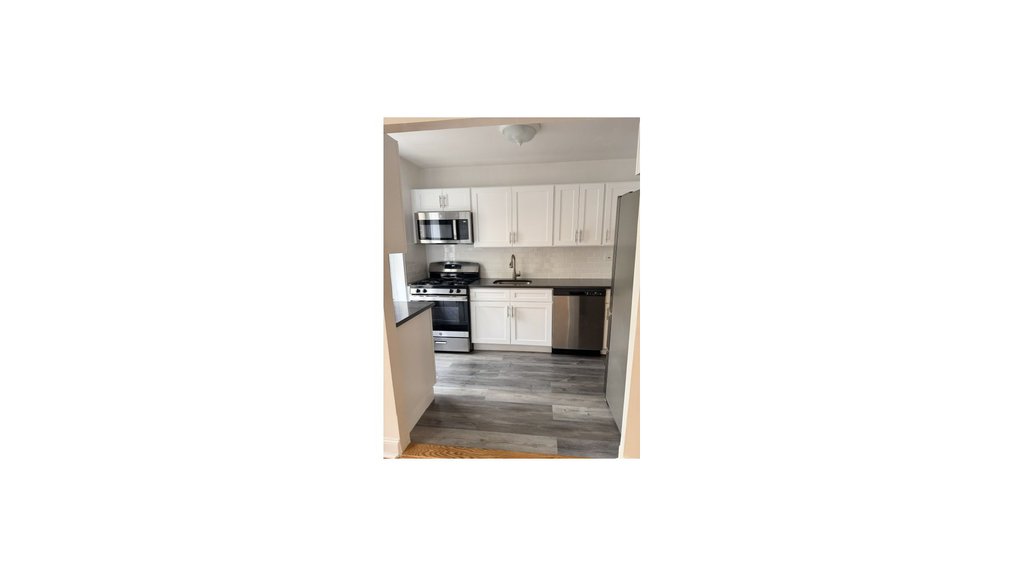 282 East 35th Street, Unit 2P
