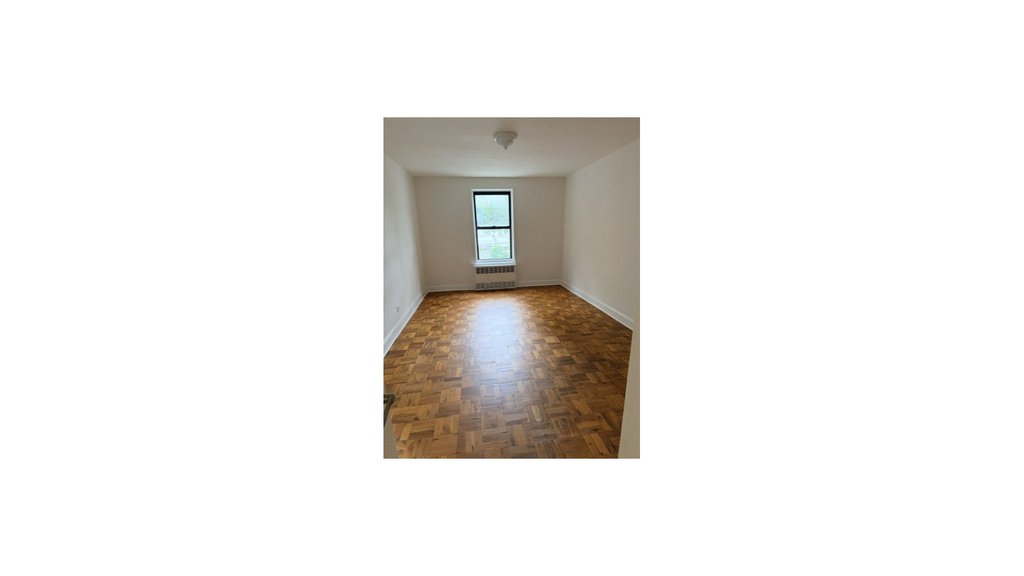 282 East 35th Street, Unit 2P photo 4