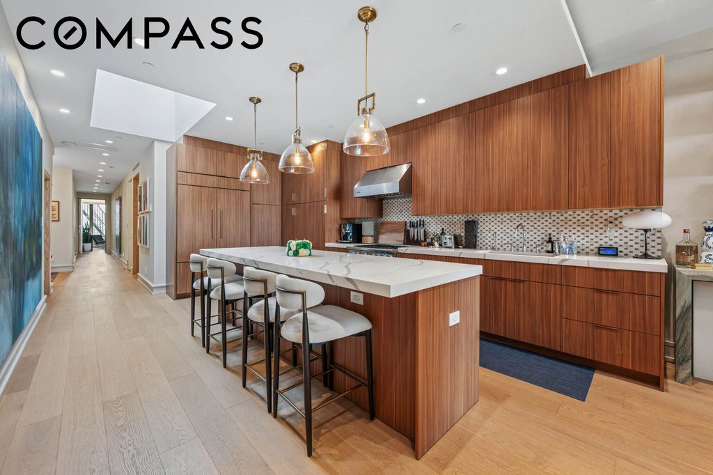 716 Broadway, Unit PH6 photo 6