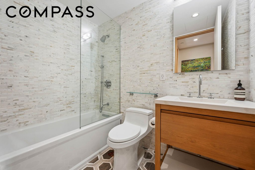 716 Broadway, Unit PH6 photo 13