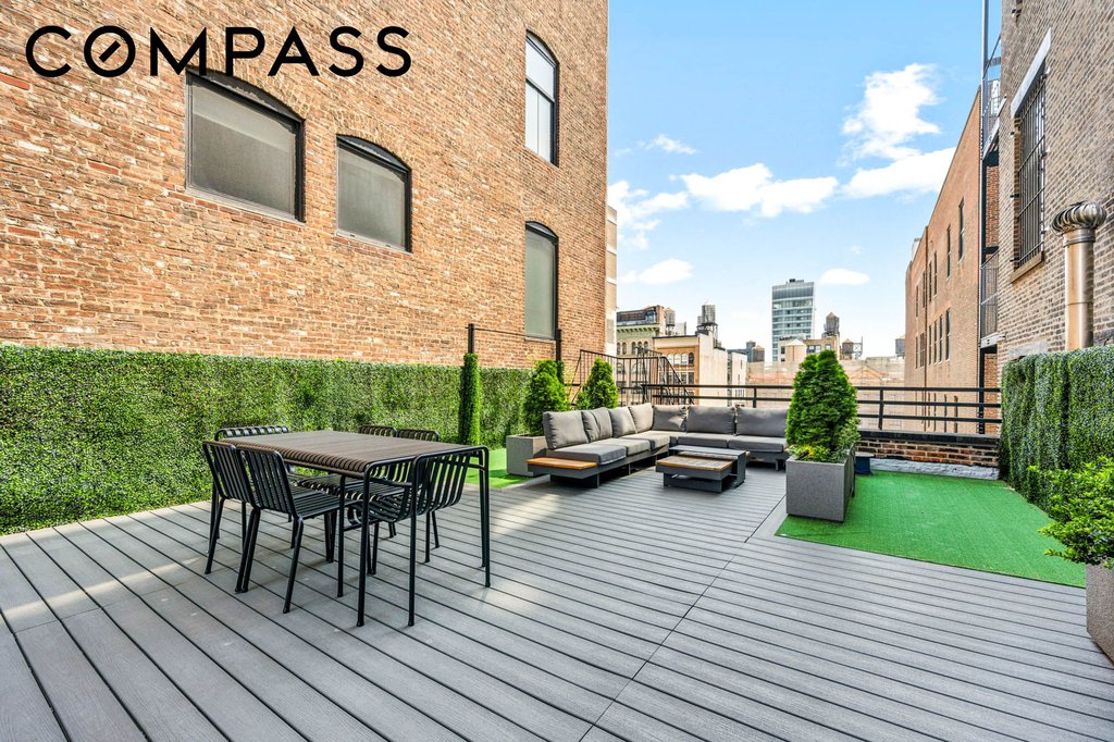 716 Broadway, Unit PH6 photo 16