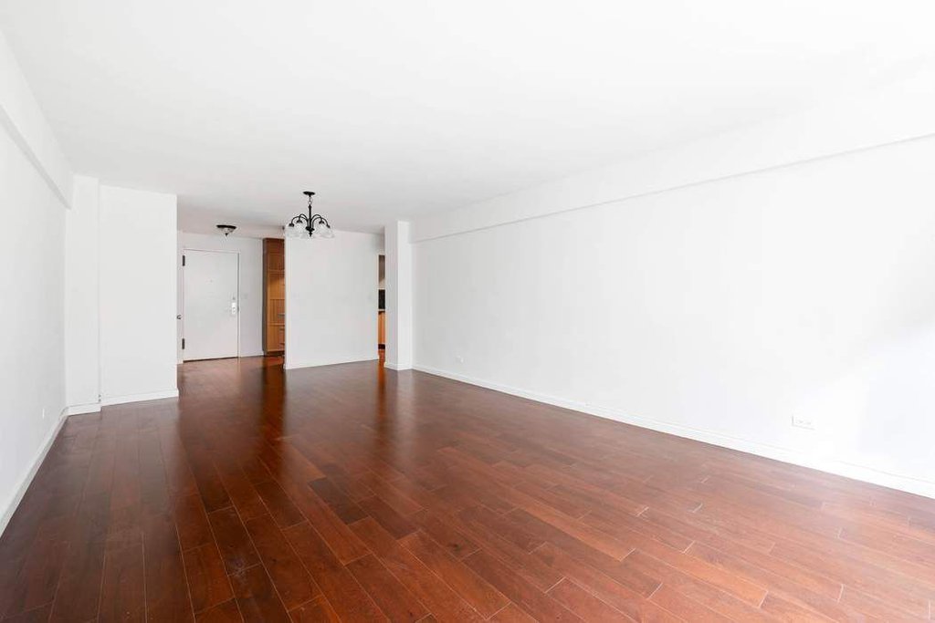 425 East 63rd Street, Unit W7A photo 4
