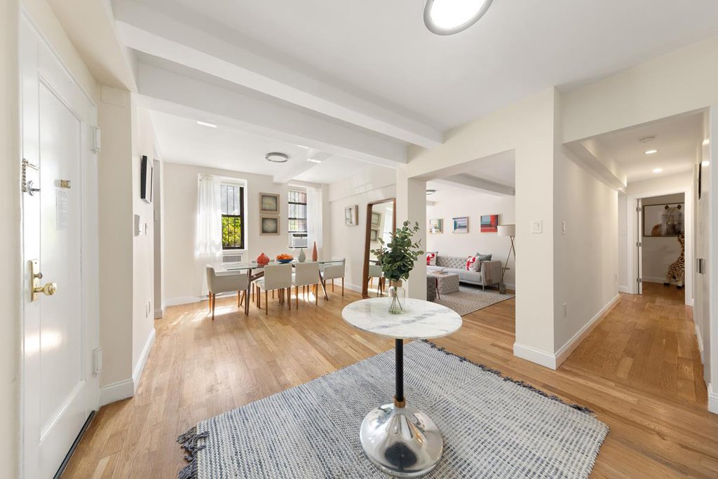 425 Central Park West, Unit 1D