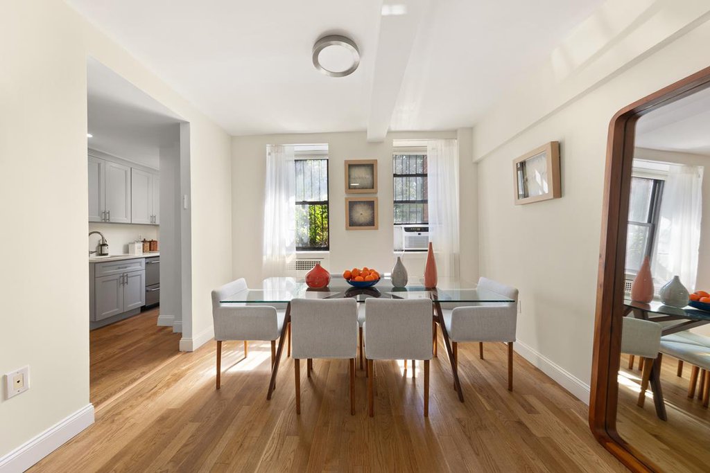 425 Central Park West, Unit 1D photo 2
