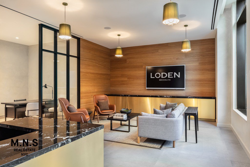 54 Crown Street, Unit 907