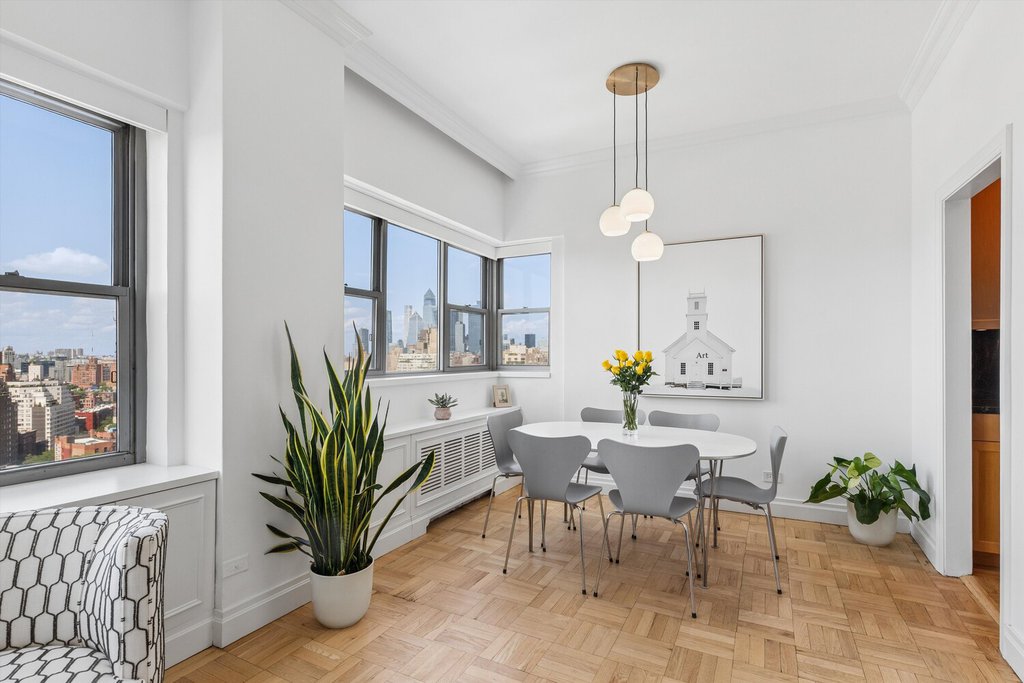 2 Fifth Avenue, Unit PHL photo 2