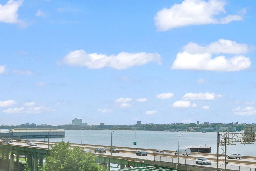220 Riverside Boulevard, Unit 5K photo 13