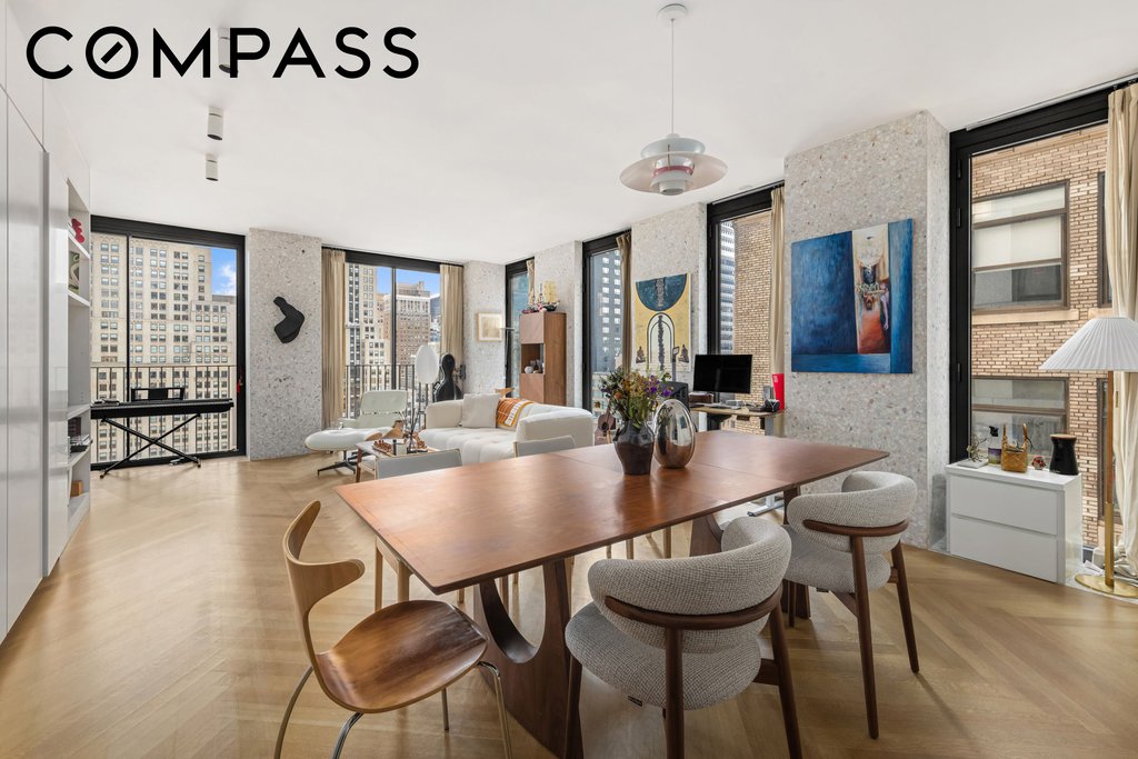 16 West 40th Street, Unit 22B