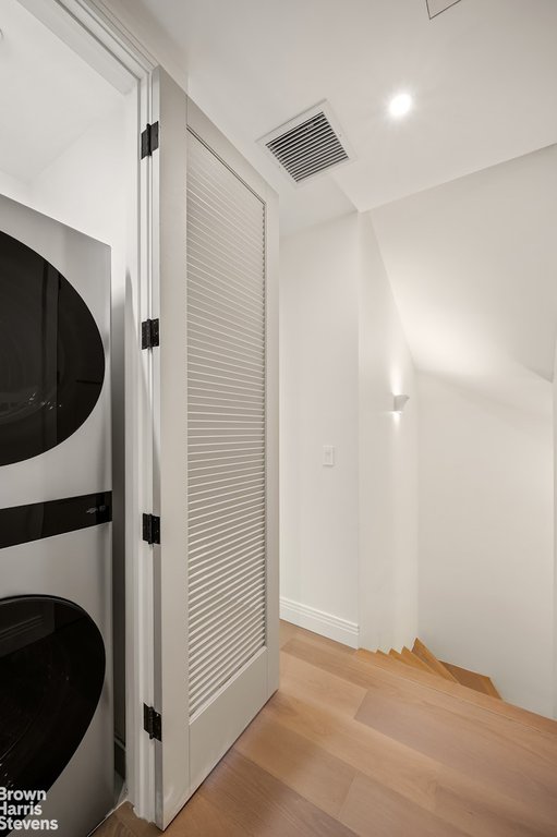 303 West 113th Street, Unit 3 photo 16