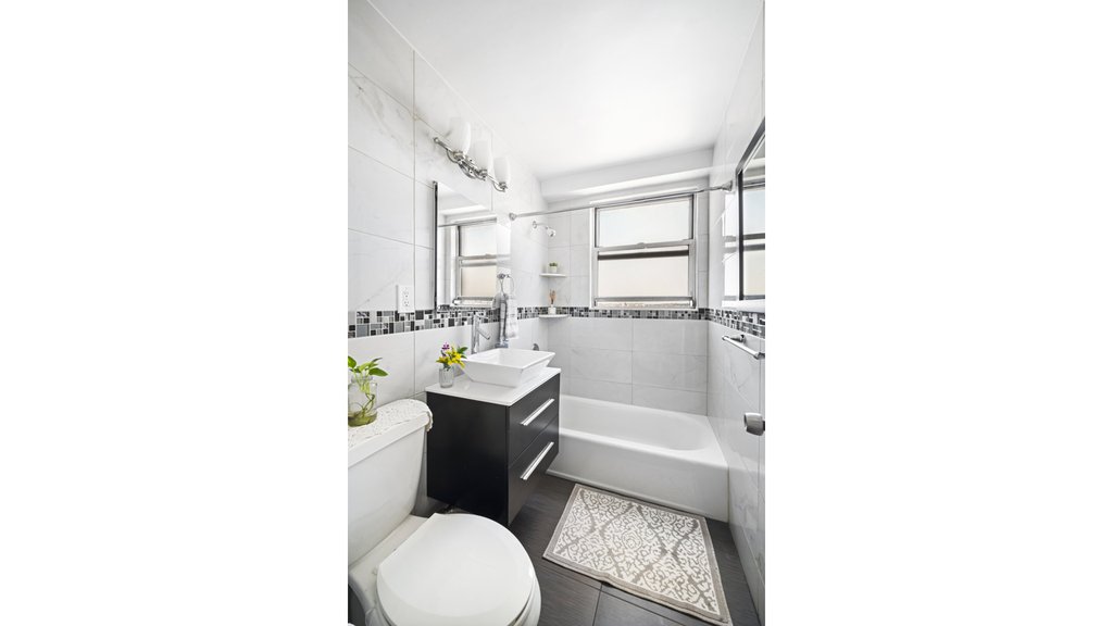 1655 Flatbush Avenue, Unit A1806 photo 8