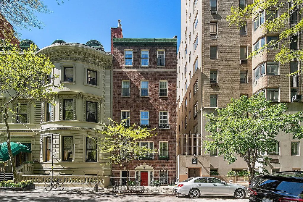 6 East 69th Street – For Sale photo 3