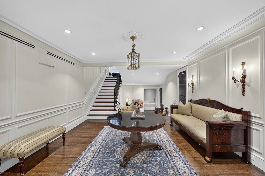 6 East 69th Street – For Sale photo 4