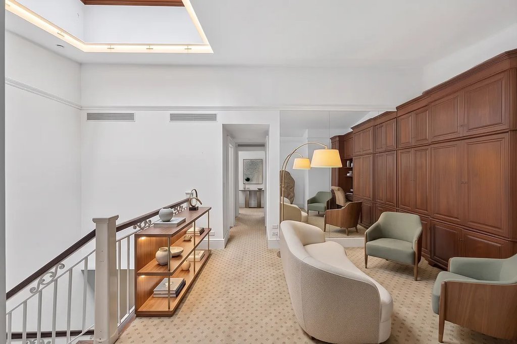 6 East 69th Street – For Sale photo 22
