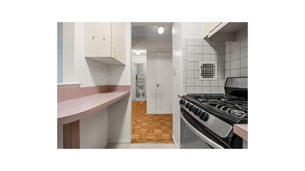3030 Johnson avenue, Unit 3D photo 5
