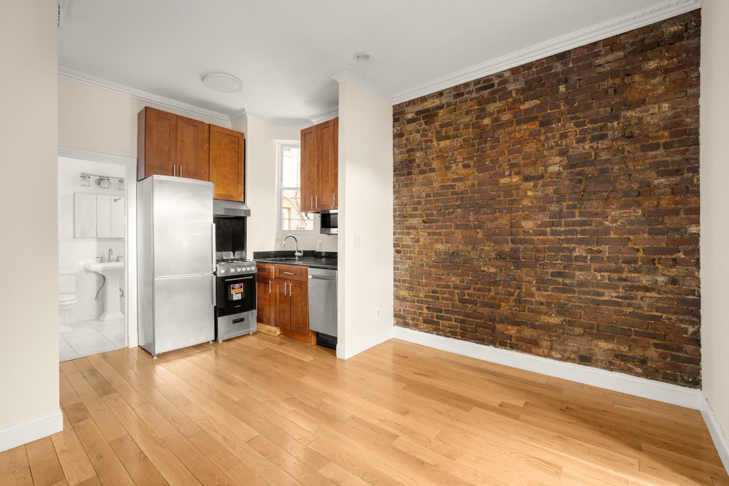 245 Mulberry Street, Unit 1 photo 4