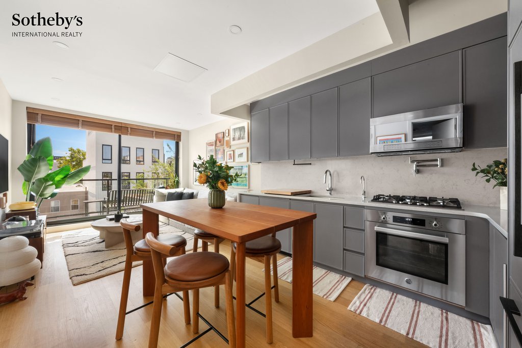 30 Skillman Avenue, Unit 4R