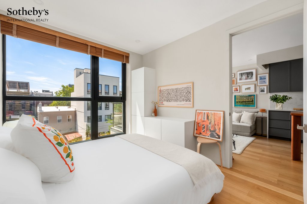 30 Skillman Avenue, Unit 4R photo 5