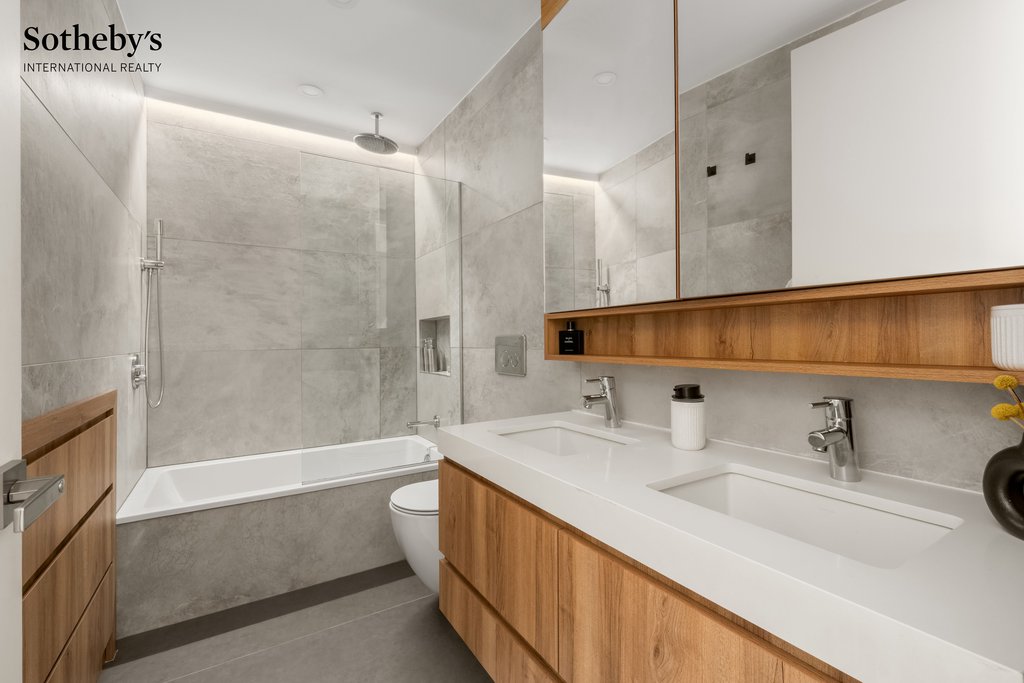 30 Skillman Avenue, Unit 4R photo 6