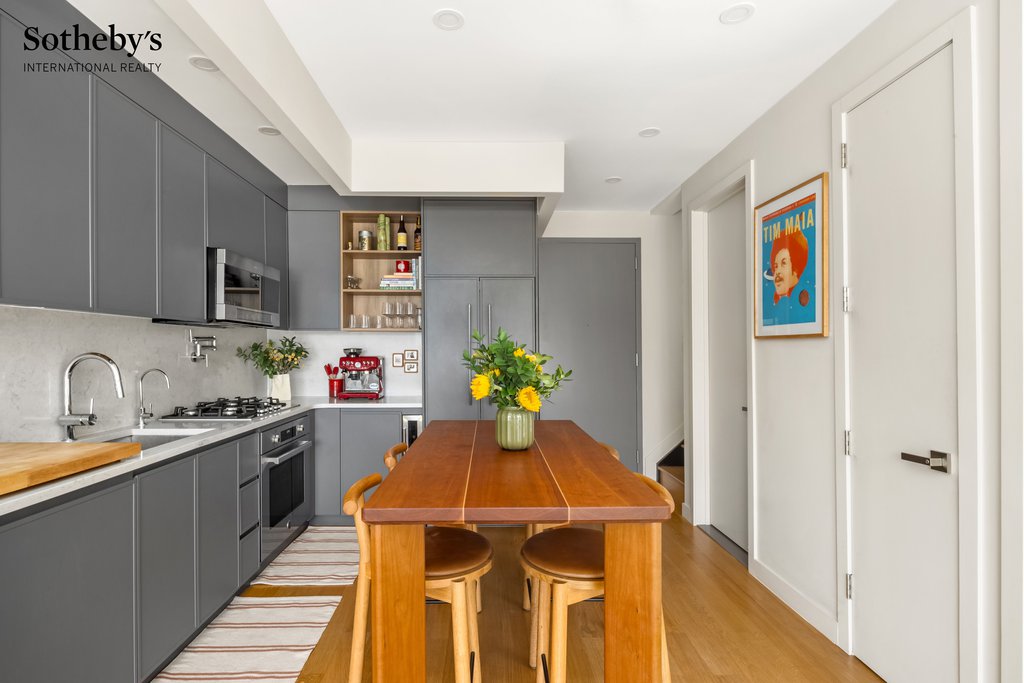 30 Skillman Avenue, Unit 4R photo 8