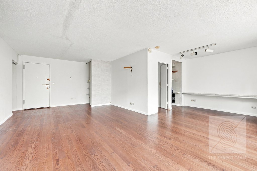 1065 Park Avenue, Unit 9D photo 7