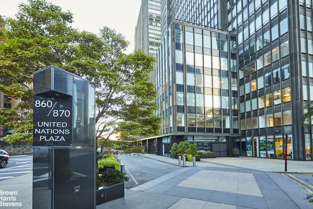 870 United Nations Plaza, Unit 10C photo 20