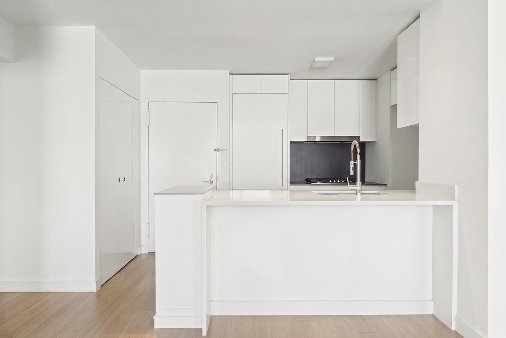 301 West 53rd Street, Unit 15A photo 3