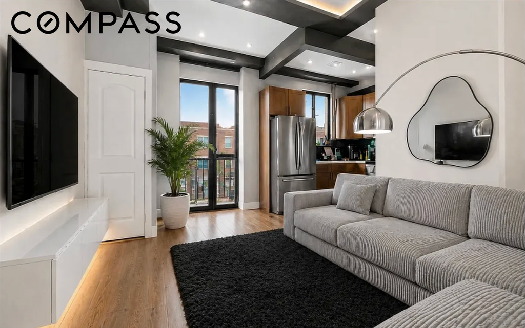 83 Suydam Street, Unit MULTI photo 3