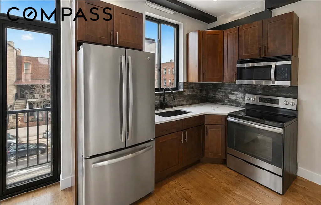 83 Suydam Street, Unit MULTI photo 6