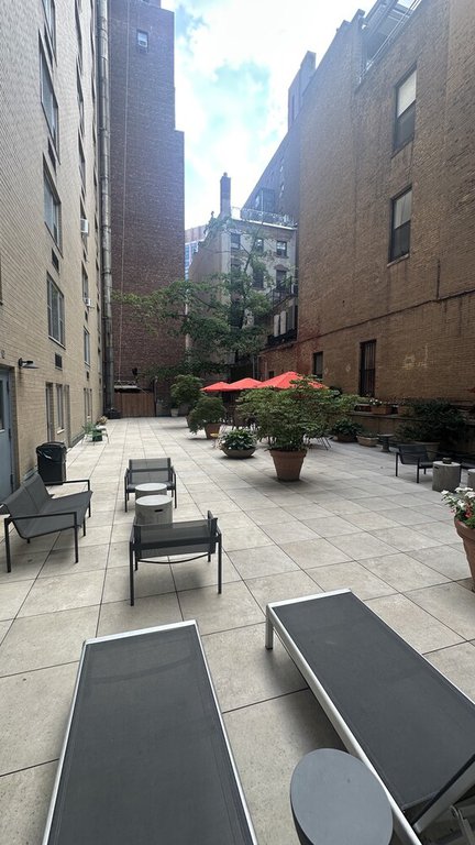 310 Lexington Avenue, Unit 5H photo 8