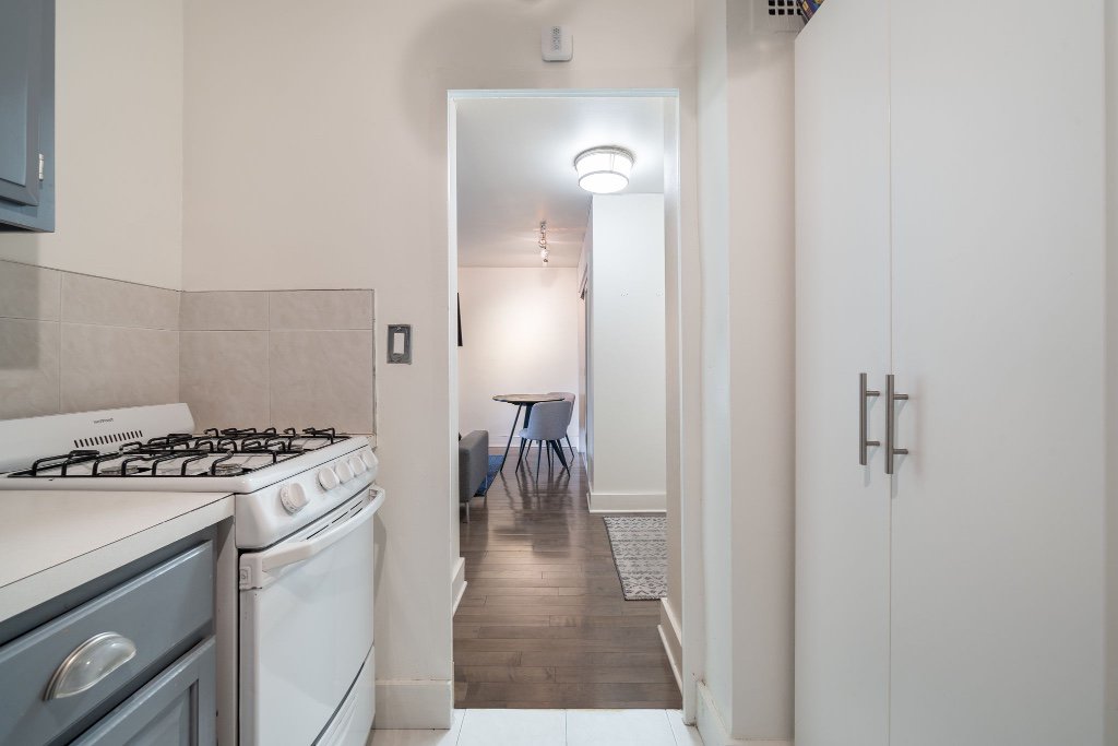 305 East 24th Street, Unit 11K photo 8