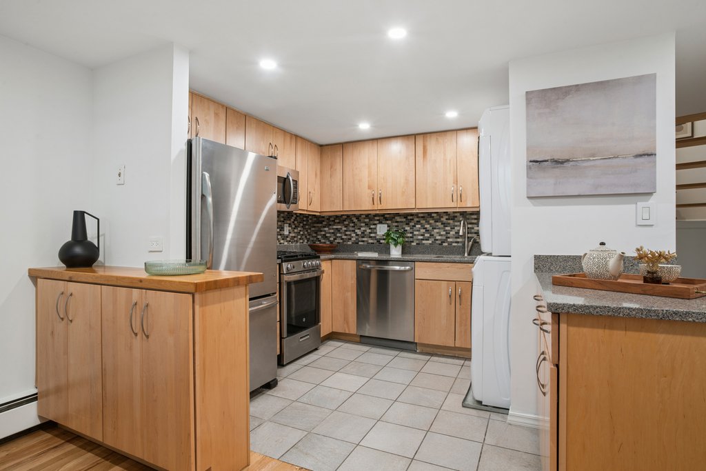 130 Barrow Street, Unit 312 photo 4
