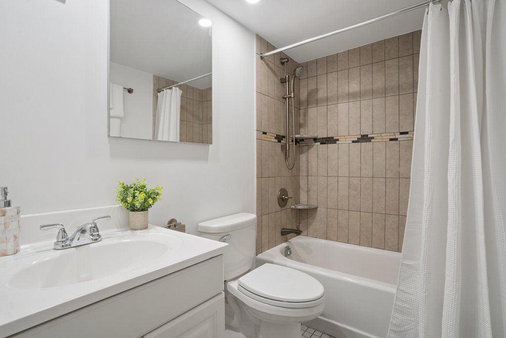 130 Barrow Street, Unit 312 photo 5