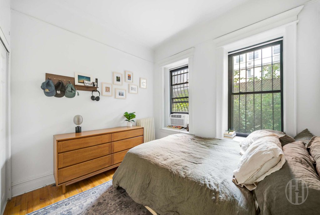 467 Pacific Street, Unit 4 photo 6