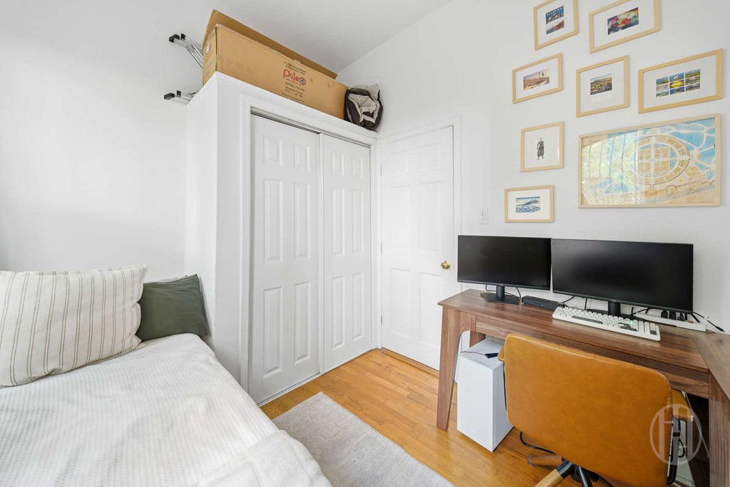 467 Pacific Street, Unit 4 photo 10