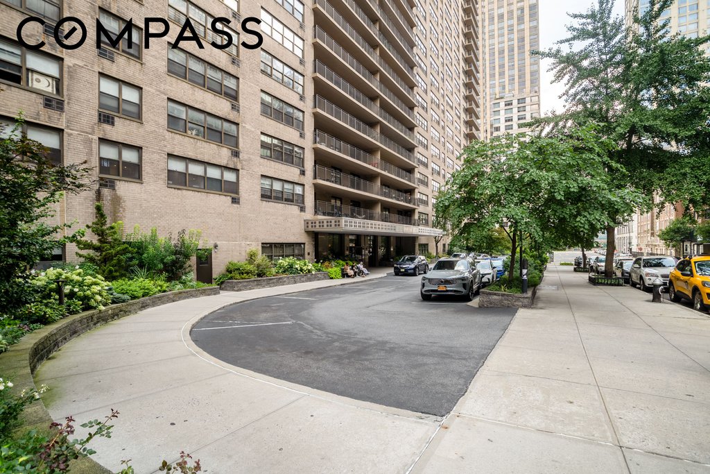 205 West End Avenue, Unit 17E photo 12