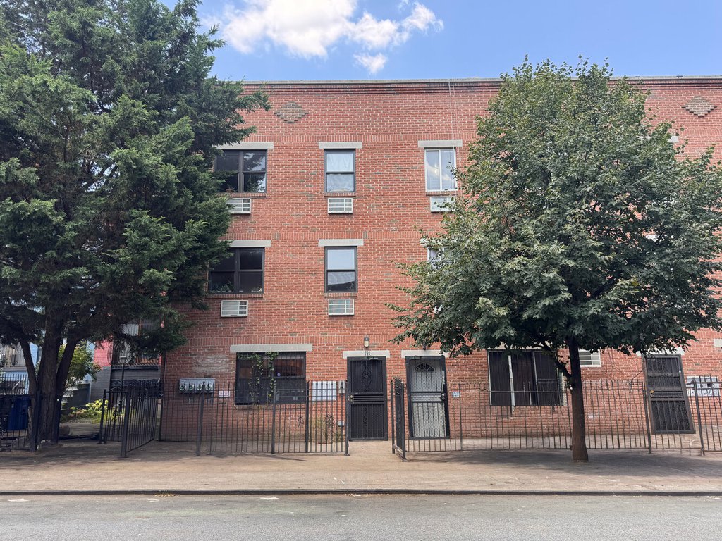 791A Lexington Avenue – For Sale