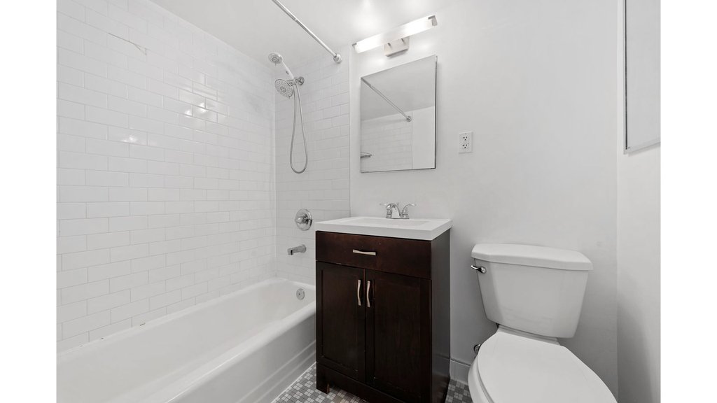 230 Jay Street, Unit 17F photo 5