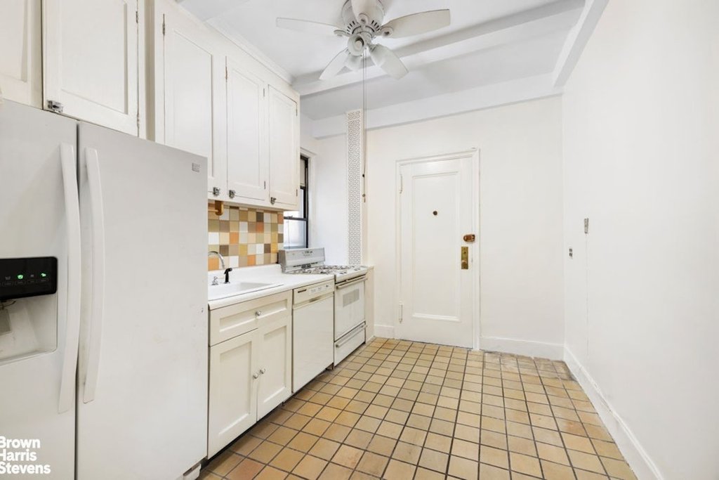 142 East 71st Street, Unit 4A photo 7