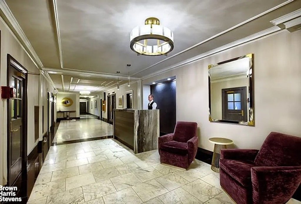 325 West 45th Street, Unit 601 photo 12