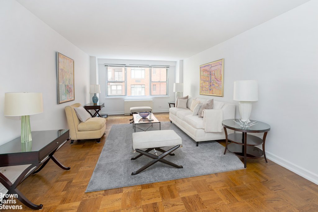 55 East 87th Street, Unit 4M photo 2