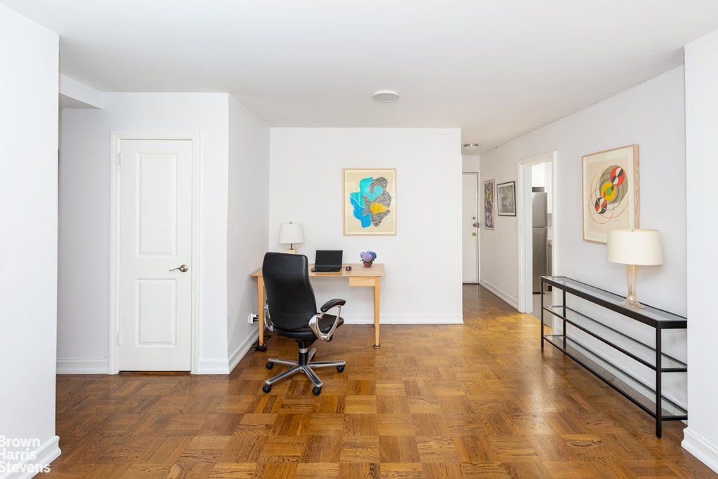 55 East 87th Street, Unit 4M photo 3