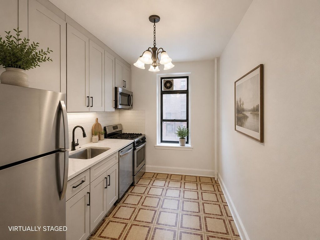 825 Walton Avenue, Unit 1C photo 6