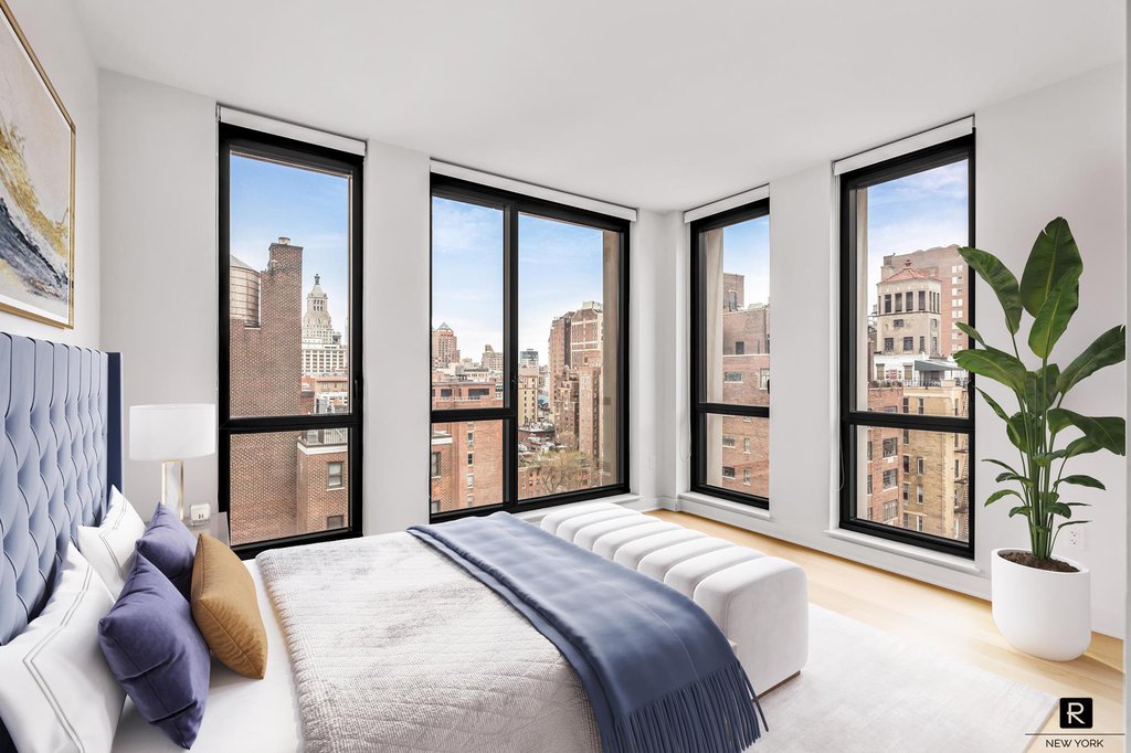160 East 22nd Street, Unit 18A photo 4