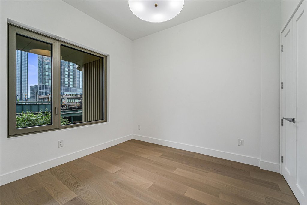 24-01 Queens Plaza North, Unit 504 photo 8