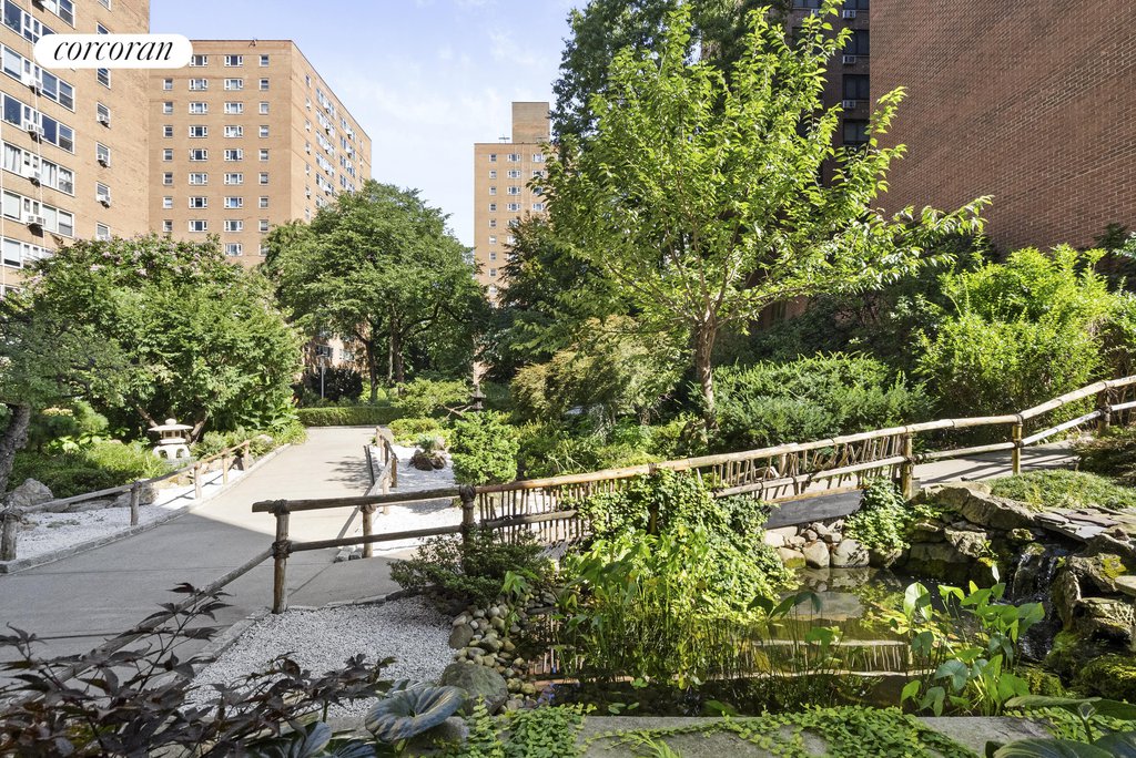 125 Ashland Place, Unit 12A photo 7